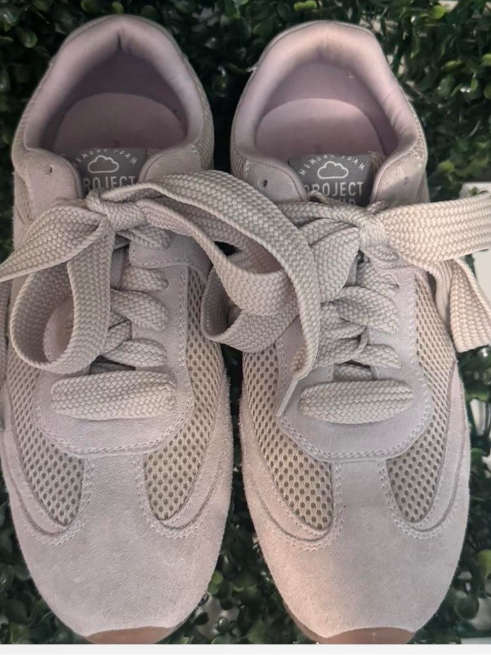 Cloud-Emblazoned Low-Top Lace-Up Sneakers in Dusty Mauve